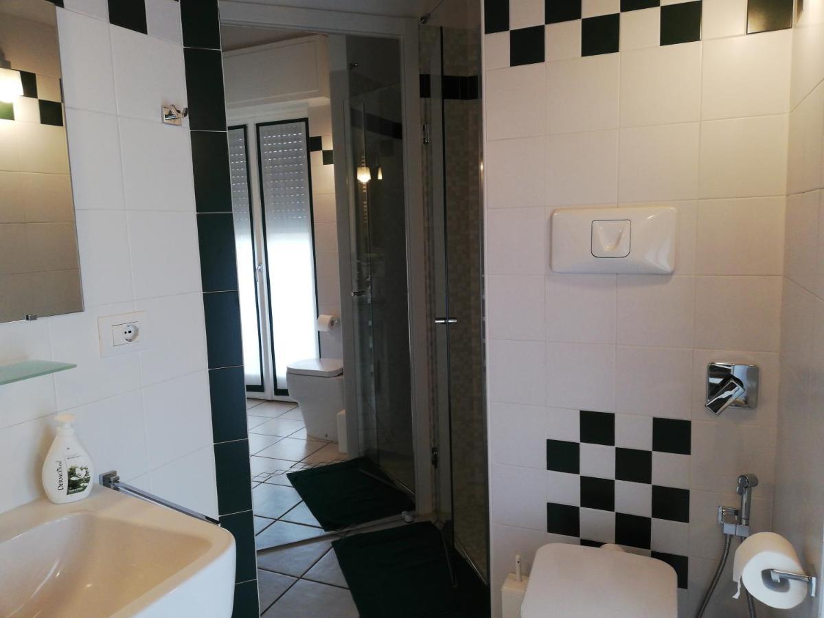 B&B Le Magnolie Gallarate Bagian luar foto