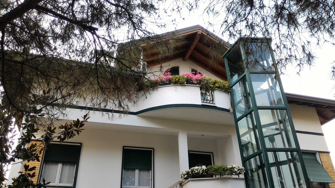 B&B Le Magnolie Gallarate Bagian luar foto